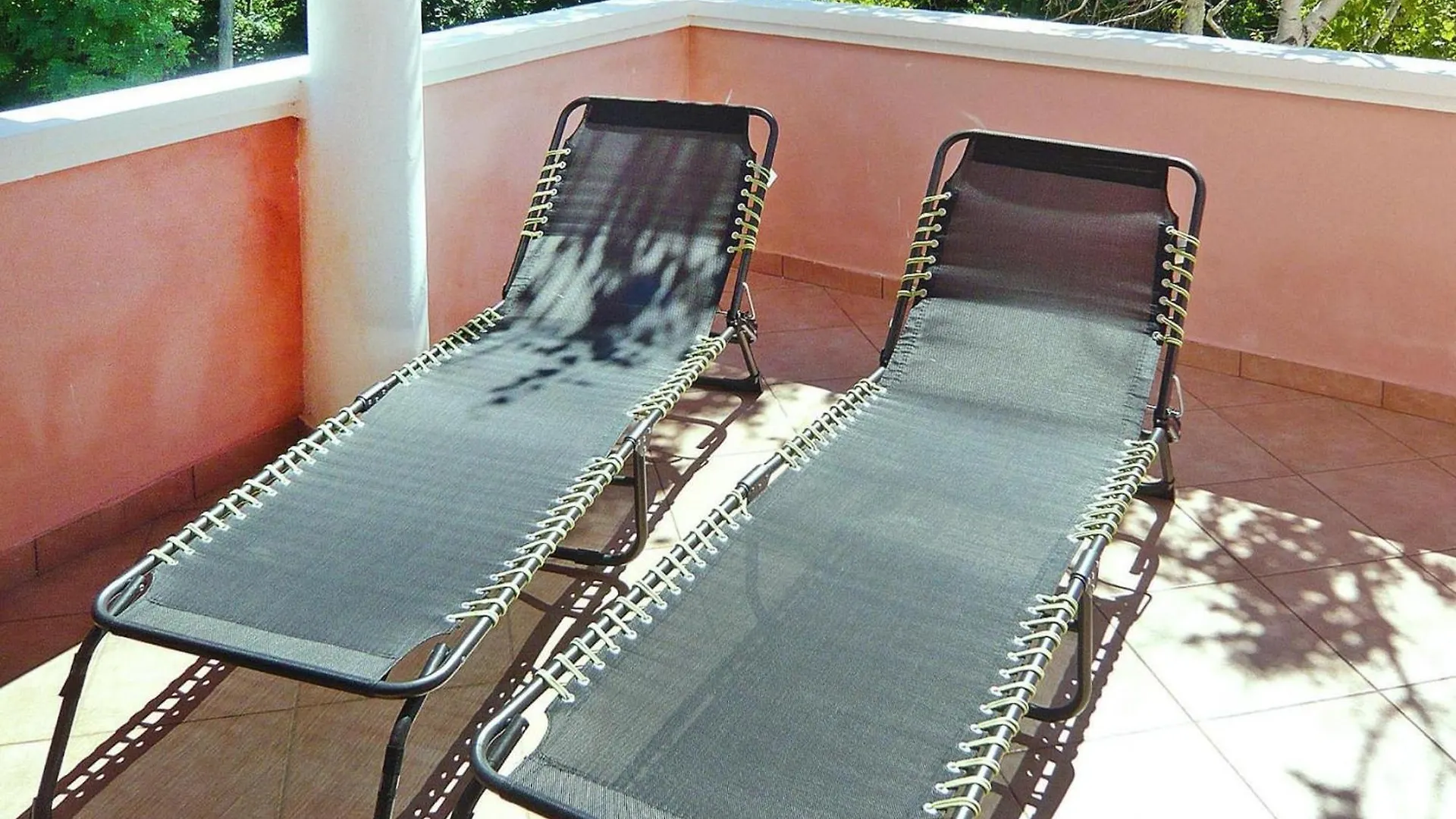Apartments Ljilja In Privlaka, Near Sandy Beach Privlaka  Croatia