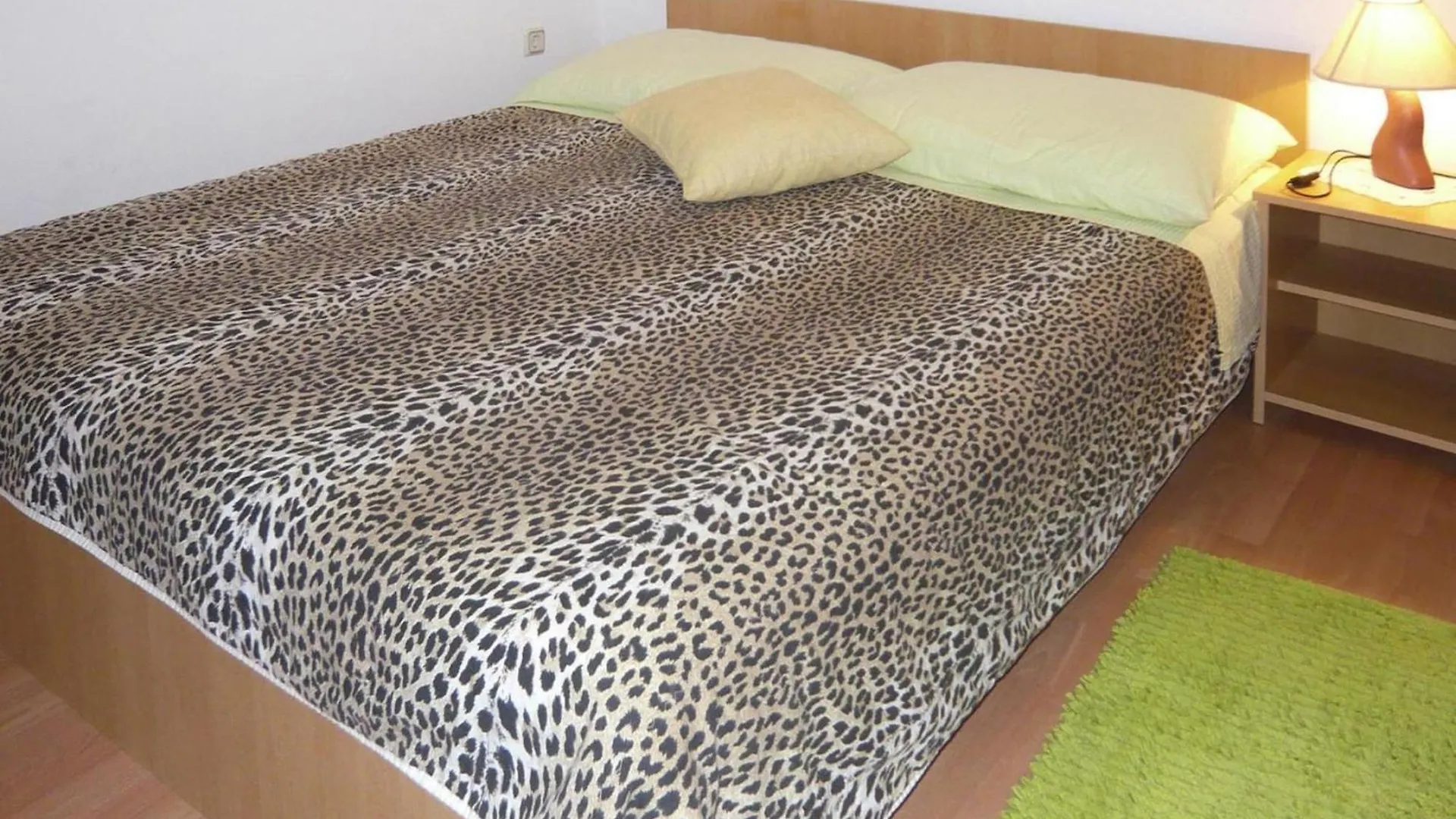 Apartments Ljilja In Privlaka, Near Sandy Beach Privlaka