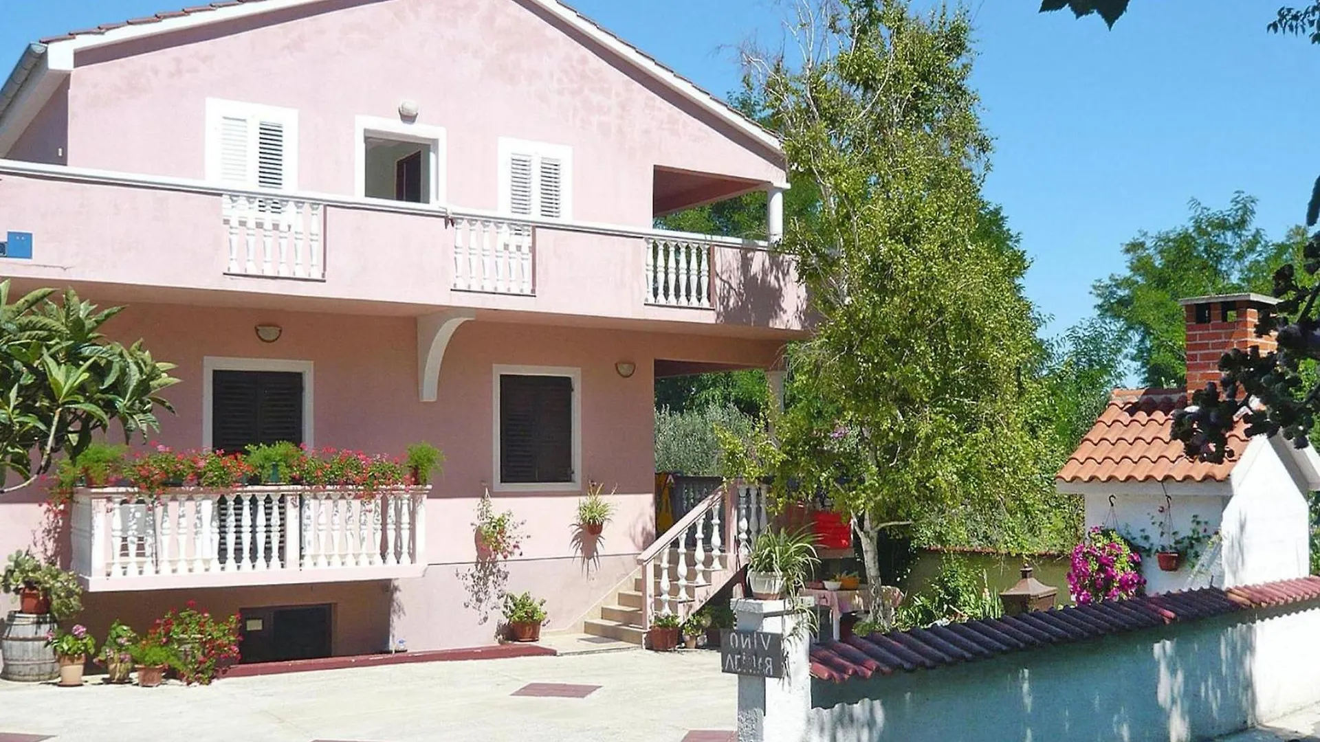 Apartments Ljilja In Privlaka, Near Sandy Beach Privlaka  Privlaka (Zadar)
